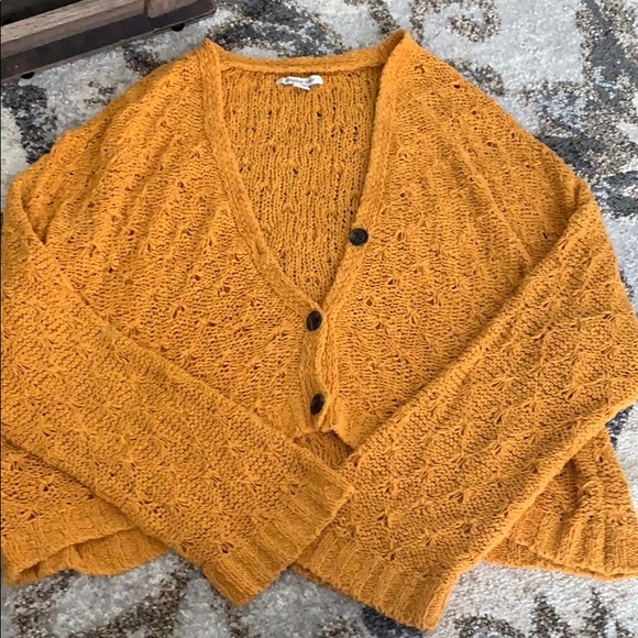 American Eagle Outfitters Sweaters - American Eagle Sweater